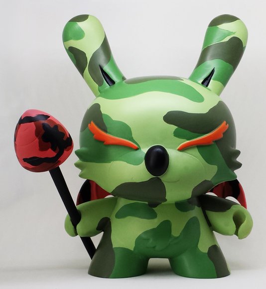 LVL-8 Camo Jungle figure by Erick Scarecrow. Front view.