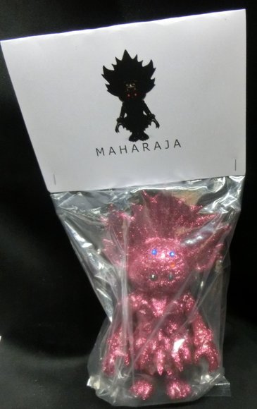 Maharaja figure by Sio, produced by Angel Abby. Packaging.