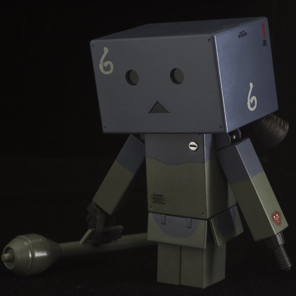 Ma.K.DANBOARD #001 S.A.F.S. figure by Enoki Tomohide, produced by Kaiyodo. Front view.