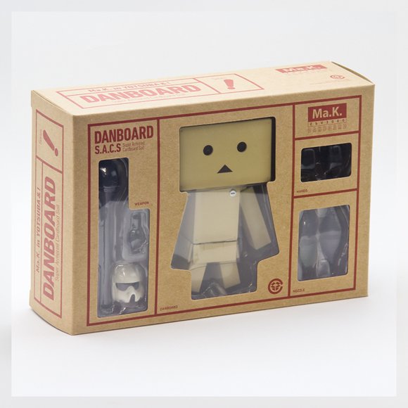 Ma.K.DANBOARD #002 Ma.K.BOX figure by Enoki Tomohide, produced by Kaiyodo. Packaging.