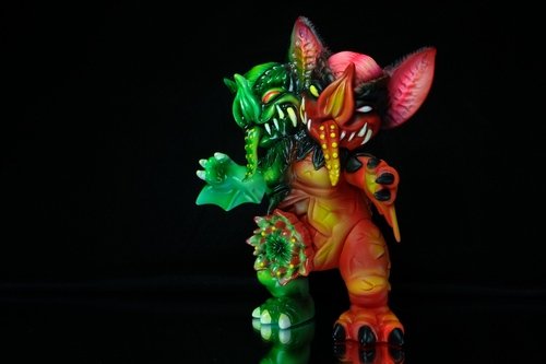 Manitou two headed mockbat figure by Paul Kaiju. Front view.