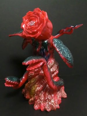 Marmit Biollante Rose Flower Stage figure, produced by Marmit. Front view.