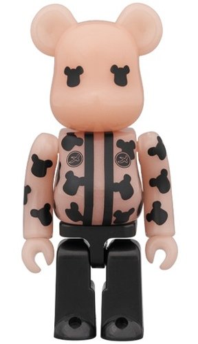 Megumi Happi (GID) BE@RBRICK 100% figure, produced by Medicom Toy. Front view.