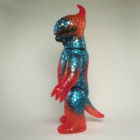 Miborah - Clear Red, Metallic Blue figure by Kiyoka Ikeda. Side view.