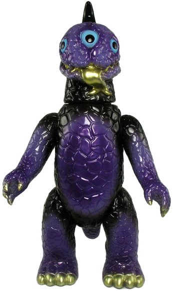 Miborah - Purple, Black figure by Naoya Ikeda. Front view.