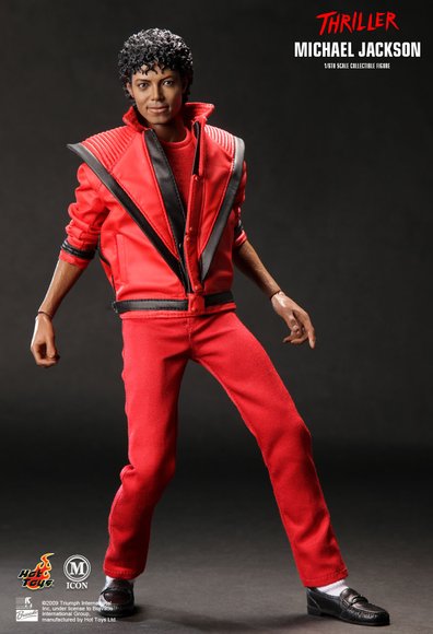 Michael Jackson (Thriller version) figure by Yulli, produced by Hot Toys. Front view.