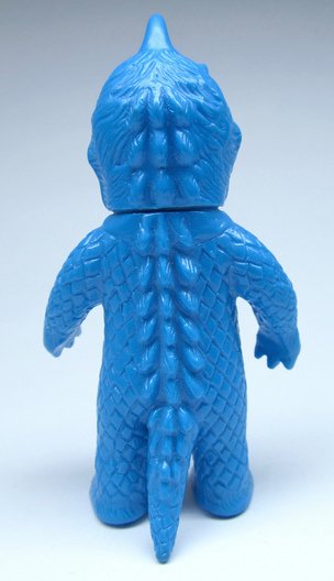 Mini Gomess (ミニゴメス) figure, produced by Bullmark. Back view.