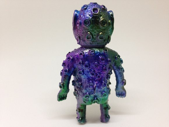 Mini Liquid Ooze figure by Blurble, produced by Blurbleone. Back view.