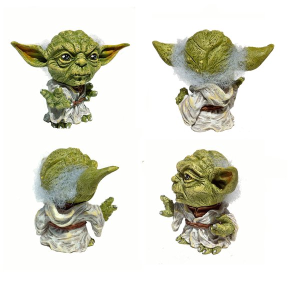 Mini Yoda figure by Kathleen Voigt. Detail view.