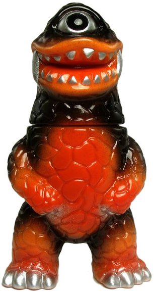 Mini Zagoran - Orange, Black figure by Kiyoka Ikeda. Front view.