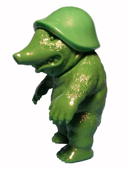 Mogudon (モグドン) Helmeted figure by Noriya Takeyama, produced by Takepico. Side view.