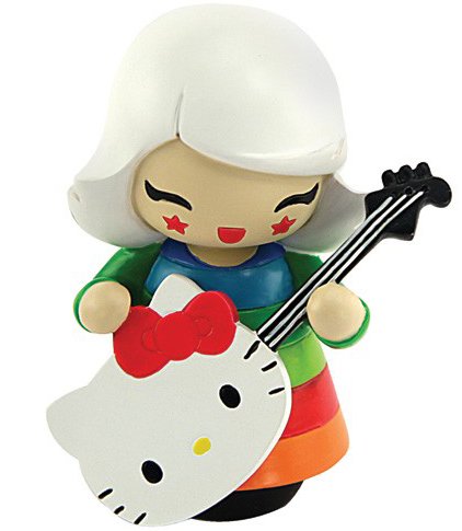 Astrid figure by Momiji X Hello Kitty, produced by Momiji. Front view.