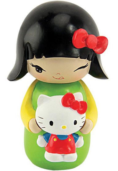 Aya figure by Momiji X Hello Kitty, produced by Momiji. Front view.