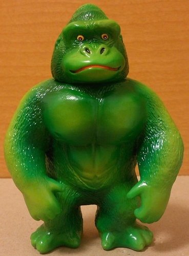 Mount Gorilla - Green figure by Mount Workshop, produced by One-Up. Front view.