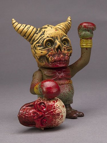 Mudstomper Facesmasher figure by Toby Dutkiewicz, produced by DevilS Head Productions And Secret Base. Front view.