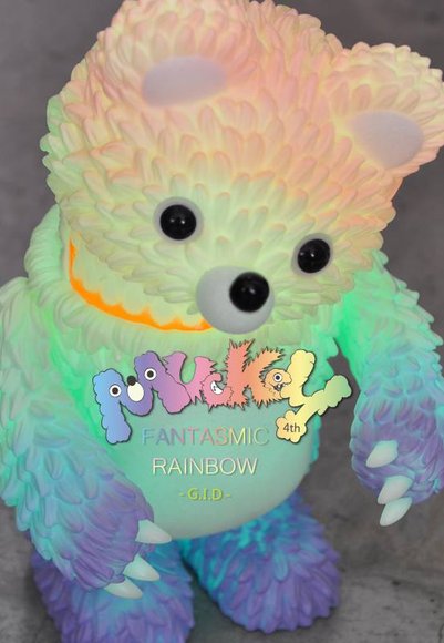 Muckey （ムッキー) Fantasmic Rainbow  G.I.D. figure by Hiroto Ohkubo, produced by Instinctoy. Detail view.