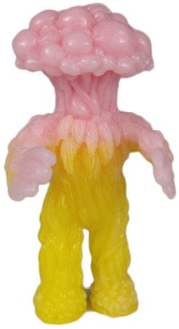 Mushroom People Attack!! Pink/Lemonade figure by Barry Allen, produced by Gorgoloid. Front view.