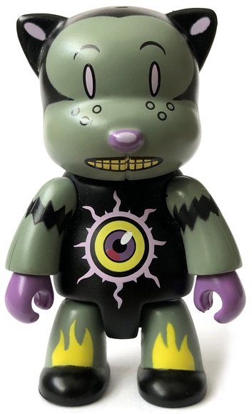 Mystic Cat figure by Glenn Barr, produced by Toy2R. Front view.