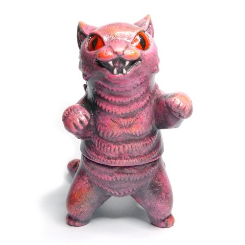 Kaiju Negora with Big Fish Custom figure by Zukaty, produced by Max Toy Co.. Front view.