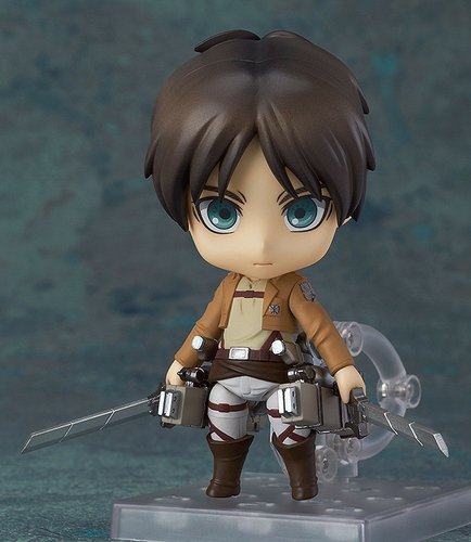 Nendoroid Eren Yeager figure by Ito Ryou-Ichi, produced by Good Smile Company. Front view.