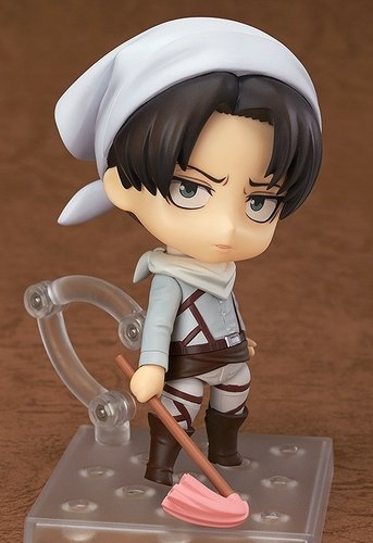 Nendoroid Levi: Cleaning Ver. figure by Ito Ryou-Ichi, produced by Good Smile Company. Front view.
