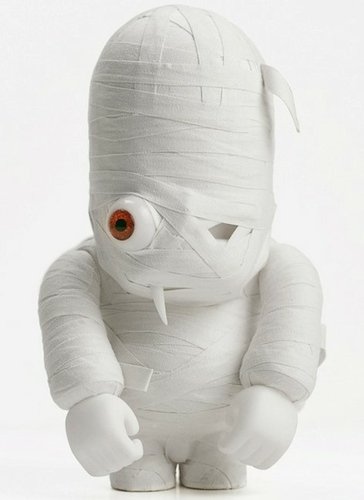 Nothing Toy - Mummy figure by Qiu Dechun, produced by Nothing Studio. Front view.