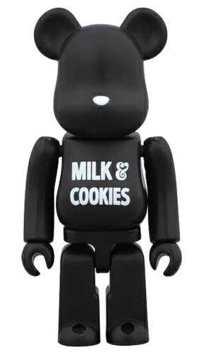 NUMBER (N)INE MILK & COOKIES BE@RBRICK figure, produced by Medicom Toy. Front view.
