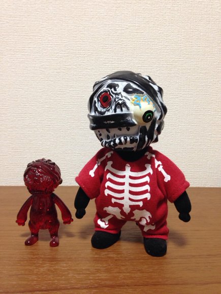 Obake Dog - Ghost Skeleton ( Red ) figure by Secret Base, produced by Secret Base. Front view.
