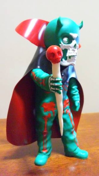 Ogon Skullman - Unholy Xmas (Green) figure by Balzac, produced by Secret Base. Side view.