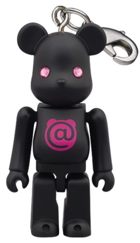 One Love 70% Be@rbrick (Black) figure, produced by Medicom Toy. Front view.