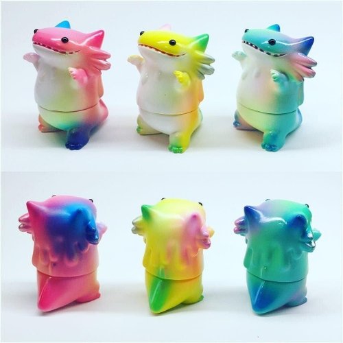 One Up Baby Byron Rainbow Set figure by Shoko Nakazawa (Koraters), produced by Medicom Toy. Front view.
