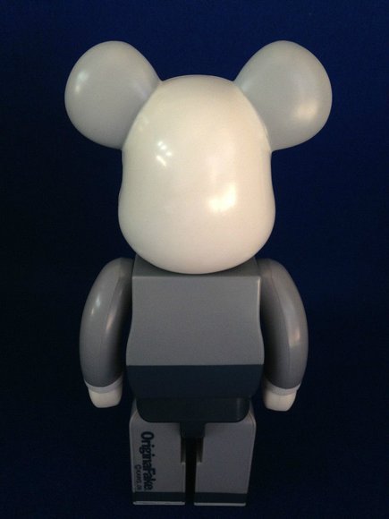 OriginalFake Bearbrick 400% figure by Kaws, produced by Medicom Toy. Back view.
