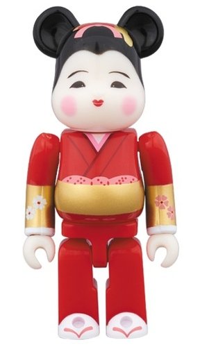 OTAFUKU BE@RBRICK 100% figure, produced by Medicom Toy. Front view.