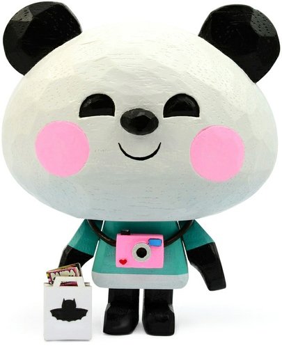 Panda Otaku Jerry, Toycon UK Painted Edition figure by Tado. Front view.