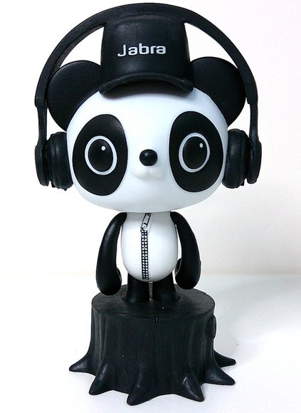 Pandi Mini Figure figure by Setoping, produced by Unbox Industries. Front view.
