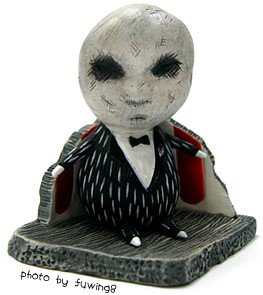 Jimmy, The Hideous Penguin Boy figure by Tim Burton, produced by Dark Horse. Front view.