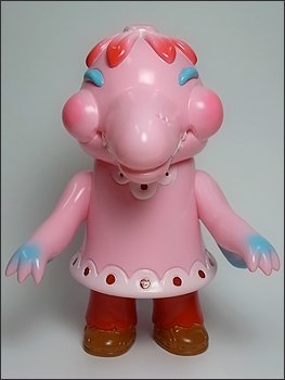 Dolly the Dolphin - Valentines Dolly figure by Bwana Spoons, produced by Gargamel. Front view.