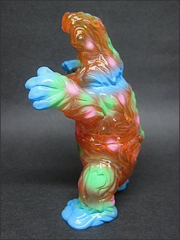 Papastroyer figure by Bwana Spoons X Gargamel, produced by Gargamel. Side view.