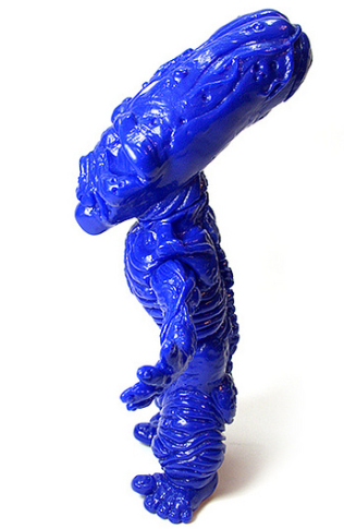 PickleBaby - SDCC 2013 figure by Leecifer, produced by Dragatomi. Side view.