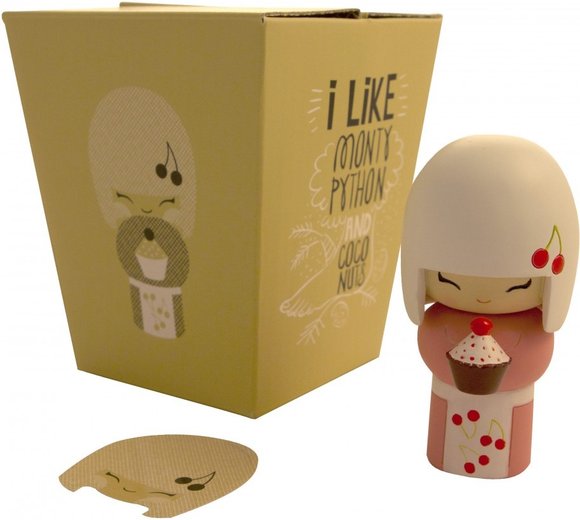 Pixie figure by Momiji, produced by Momiji. Packaging.