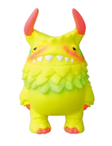 Pogola Chibi figure by Dan Pogola, produced by Medicom Toy. Front view.