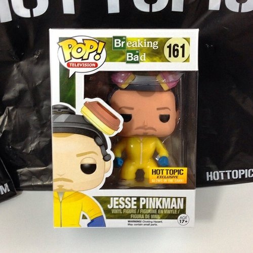 Pop! Breaking Bad - Jesse Pinkman Hot Topic Exclusive Glow figure by Funko, produced by Funko. Front view.
