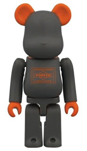 PORTER STAND BE@RBRICK figure, produced by Medicom Toy. Front view.