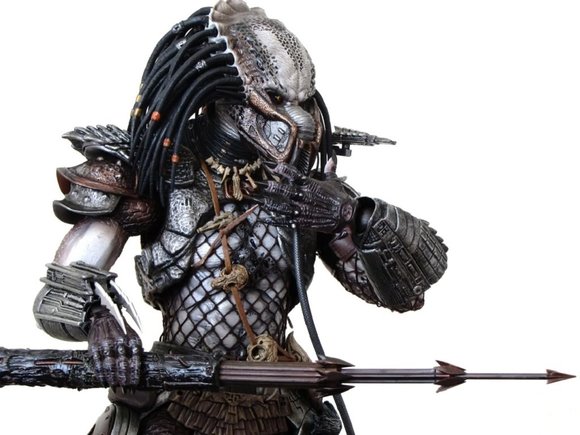 Predator 2 - Guardian Predator figure, produced by Hot Toys. Detail view.