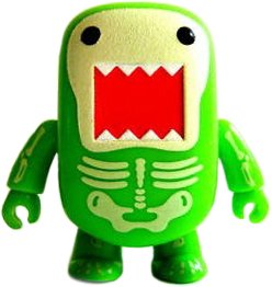 Radioactivity Skeleton GID Domo Qee figure by Dark Horse Comics, produced by Toy2R. Front view.