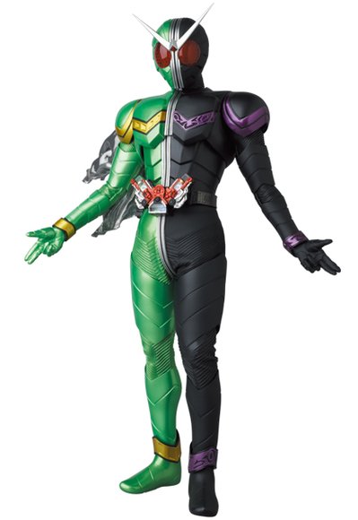 RAH Kamen Rider W Cyclone Joker (Ver.2.0) figure, produced by Medicom Toy. Front view.