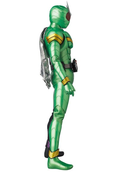 RAH Kamen Rider W Cyclone Joker (Ver.2.0) figure, produced by Medicom Toy. Side view.