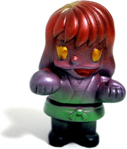 Rainbow Cyborg Sister Mayo figure by Art Junkie, produced by Rampage Toys. Front view.