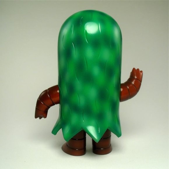 Reche Helper - Green Camo, Brown figure by Kiyoka Ikeda. Back view.