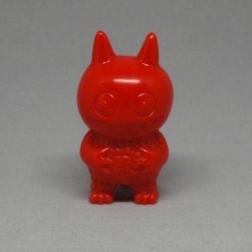 Red Ice Bat figure by David Horvath, produced by Toy Art Gallery. Front view.